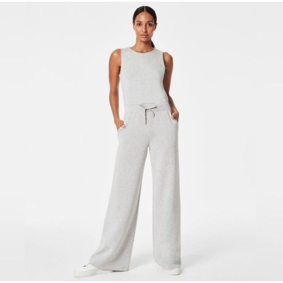 SPANX Pants - Spanx tan airessentials Size M‎ wide leg Jumpsuit